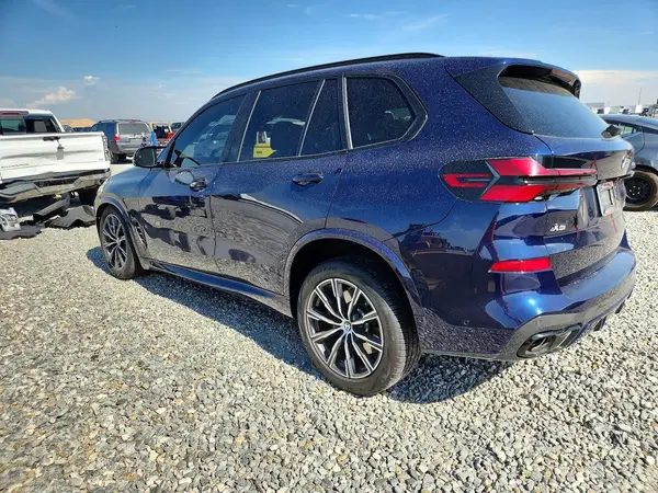 5UX33EU09S9W63852 2025 BMW X5 - Image 2