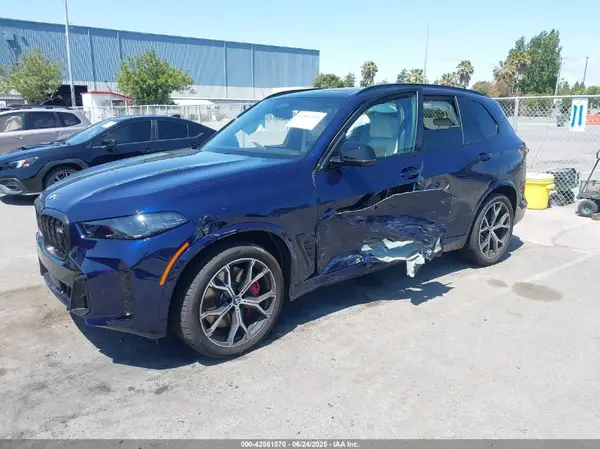5UX33EU0XS9Z15978 2025 BMW X5 - Image 2