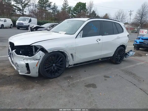 5UX33EU0XS9Z16371 2025 BMW X5 - Image 2