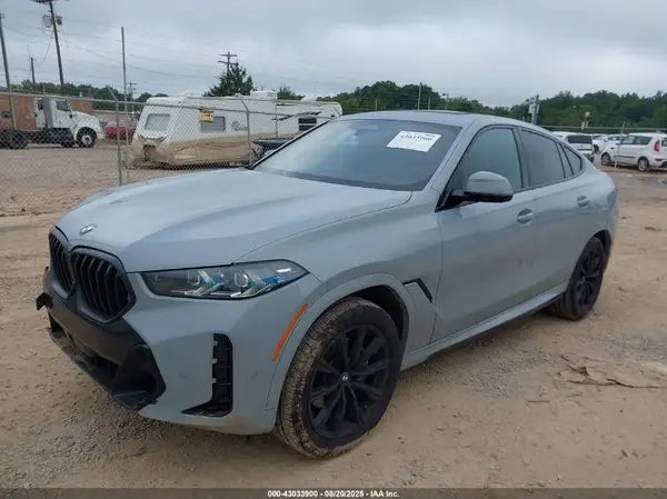 5UX33EX00R9V64732 2024 BMW X6 - Image 2