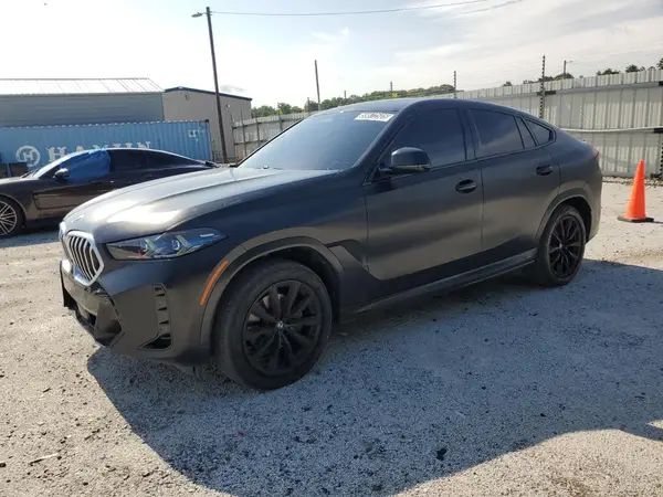 5UX33EX00R9V74192 2024 BMW X6 - Image 1