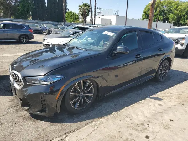 5UX33EX00S9W74492 2025 BMW X6 - Image 1