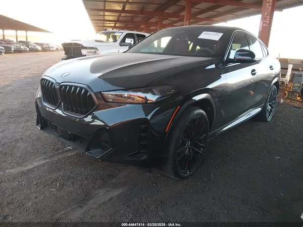 5UX33EX00T9297275 2026 BMW X6 - Image 2
