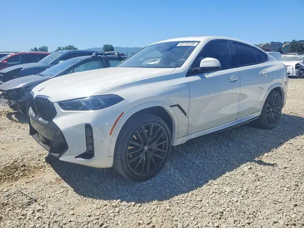 5UX33EX01R9V83998 2024 BMW X6 - Image 1
