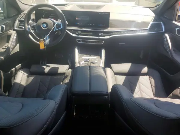 5UX33EX01R9V83998 2024 BMW X6 - Image 8