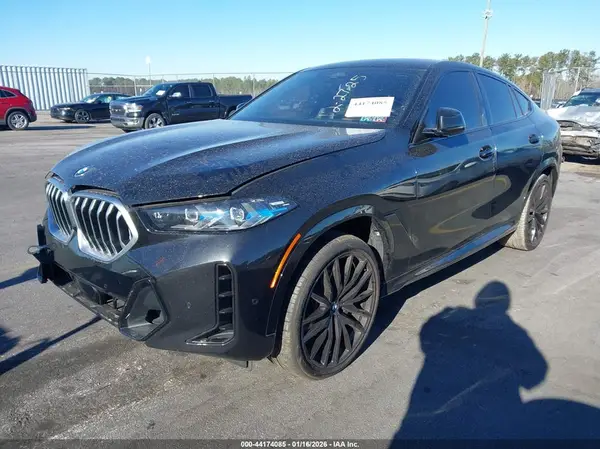 5UX33EX01S9X93832 2025 BMW X6 - Image 2