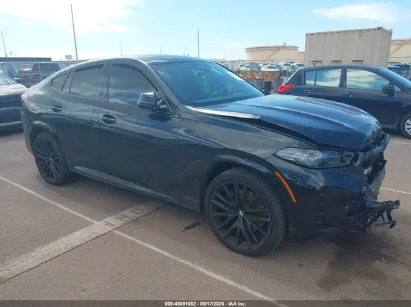 5UX33EX01S9Y96801 2025 BMW X6 - Image 1