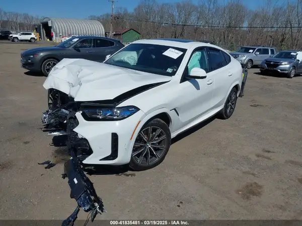 5UX33EX01S9Z04573 2025 BMW X6 - Image 2