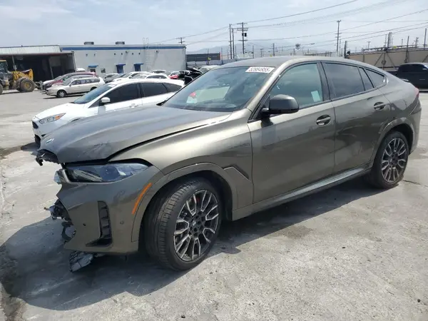 5UX33EX01S9Z20014 2025 BMW X6 - Image 1