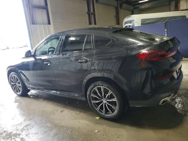 5UX33EX01S9Z23737 2025 BMW X6 - Image 2