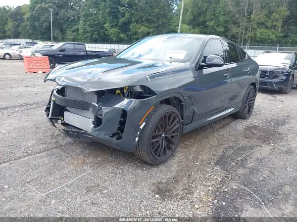 5UX33EX01T9025091 2026 BMW X6 - Image 2