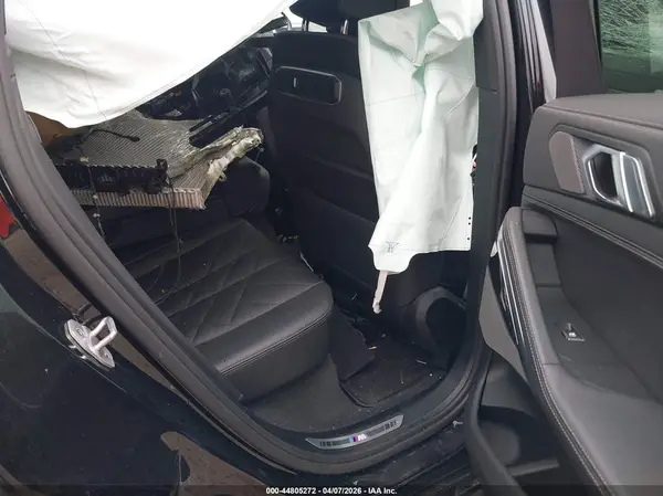 5UX33EX01T9111825 2026 BMW X6 - Image 8