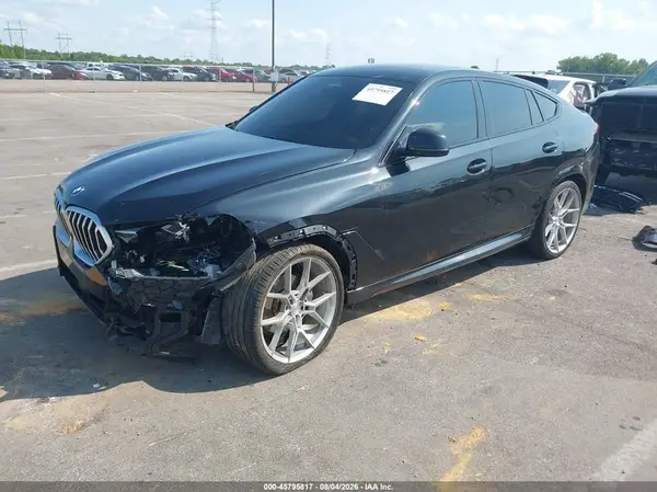5UX33EX02R9S32226 2024 BMW X6 - Image 2