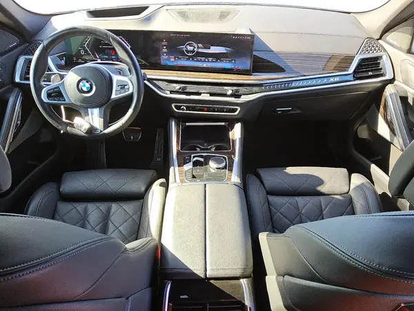5UX33EX02S9W99295 2025 BMW X6 - Image 8