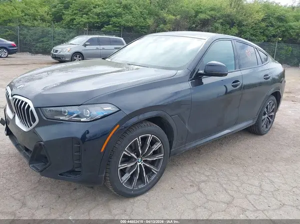 5UX33EX02S9X22929 2025 BMW X6 - Image 2
