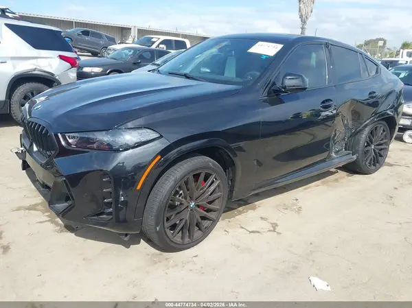 5UX33EX02S9X27273 2025 BMW X6 - Image 2