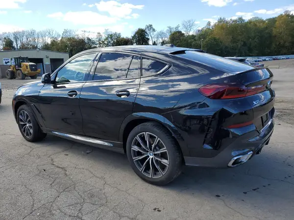 5UX33EX02S9Y98489 2025 BMW X6 - Image 2