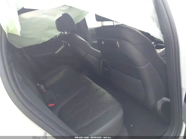 5UX33EX02S9Z33418 2025 BMW X6 - Image 8