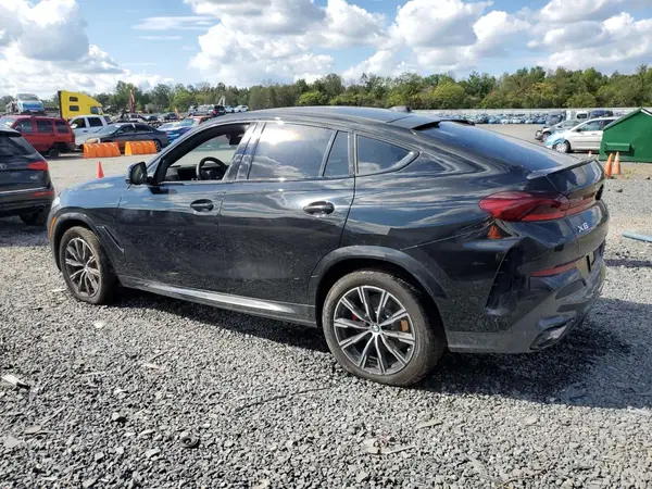 5UX33EX02T9123577 2026 BMW X6 - Image 2