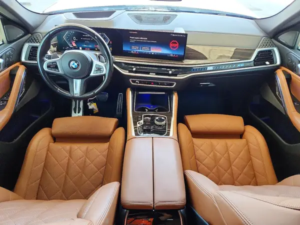 5UX33EX03R9S90779 2024 BMW X6 - Image 8