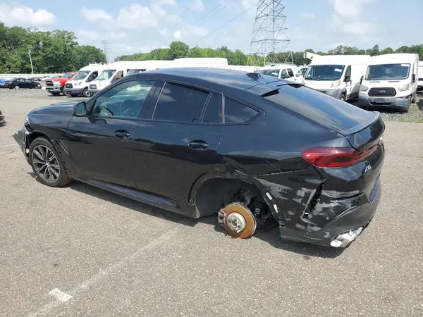 5UX33EX03R9T65951 2024 BMW X6 - Image 2