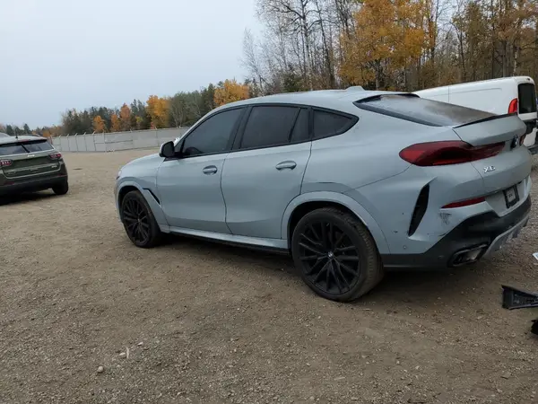 5UX33EX03R9U39207 2024 BMW X6 - Image 2