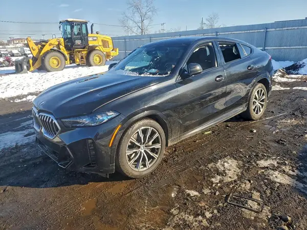 5UX33EX03S9W98284 2025 BMW X6 - Image 1