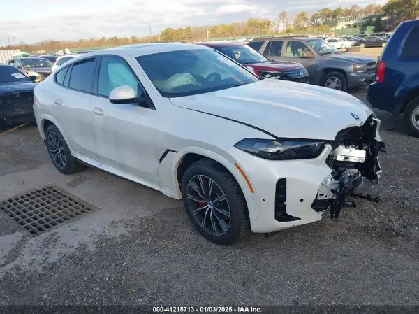 5UX33EX03S9Z01481 2025 BMW X6 - Image 1