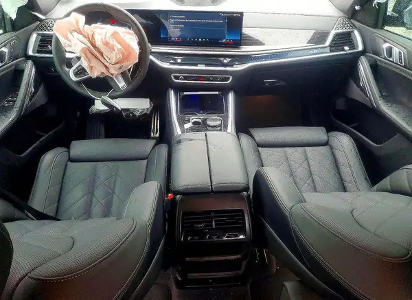 5UX33EX03S9Z08155 2025 BMW X6 - Image 8