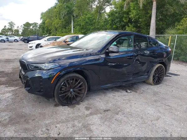 5UX33EX04R9V18045 2024 BMW X6 - Image 2