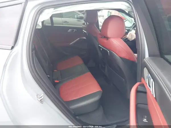 5UX33EX04S9X58296 2025 BMW X6 - Image 8