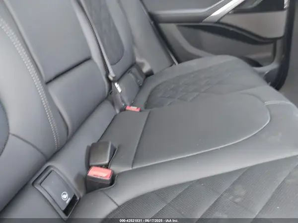 5UX33EX04S9Y77773 2025 BMW X6 - Image 8