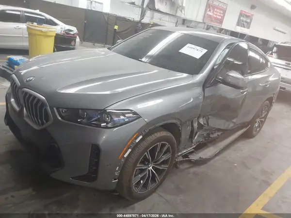 5UX33EX04S9Z02218 2025 BMW X6 - Image 2
