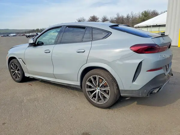 5UX33EX04T9192531 2026 BMW X6 - Image 2