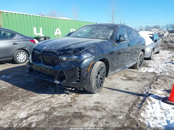 5UX33EX05R9S35170 2024 BMW X6 - Image 2