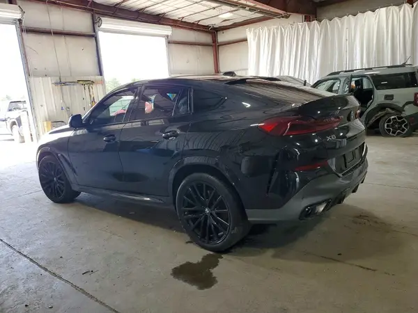 5UX33EX05R9U96573 2024 BMW X6 - Image 2