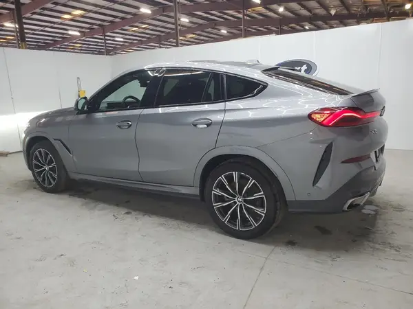 5UX33EX05R9V15249 2024 BMW X6 - Image 2