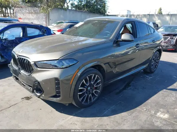 5UX33EX05S9V60343 2025 BMW X6 - Image 2