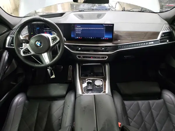5UX33EX05S9X17286 2025 BMW X6 - Image 8