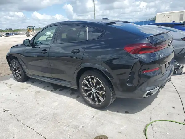 5UX33EX05S9X19961 2025 BMW X6 - Image 2