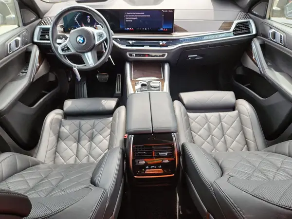 5UX33EX05S9X22911 2025 BMW X6 - Image 8