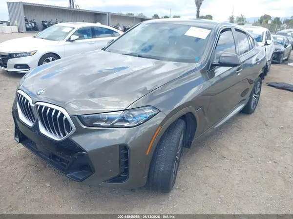 5UX33EX06R9R43153 2024 BMW X6 - Image 2
