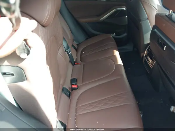 5UX33EX06R9S60112 2024 BMW X6 - Image 8