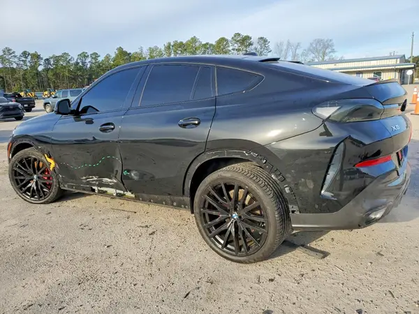5UX33EX06R9S66847 2024 BMW X6 - Image 2