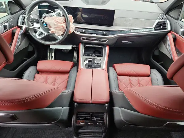 5UX33EX06R9U88563 2024 BMW X6 - Image 8
