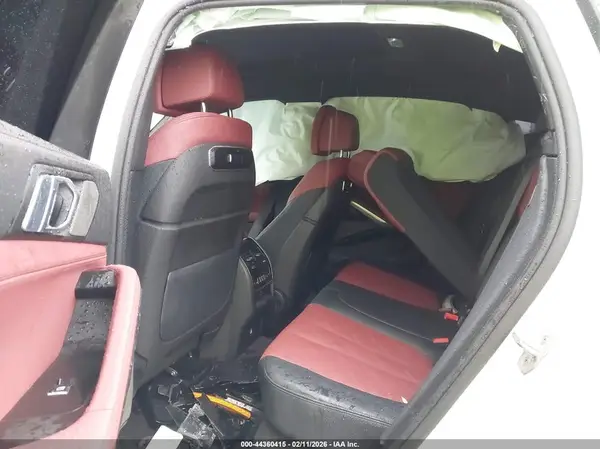 5UX33EX06T9050293 2026 BMW X6 - Image 8