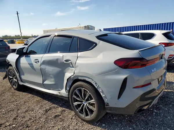 5UX33EX06T9158395 2026 BMW X6 - Image 2