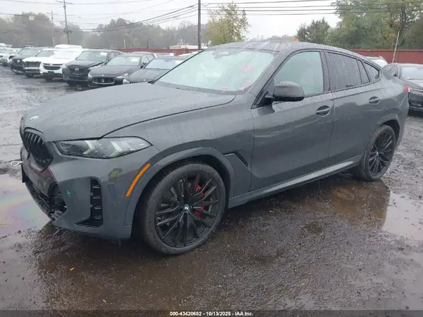 5UX33EX06T9173656 2026 BMW X6 - Image 2