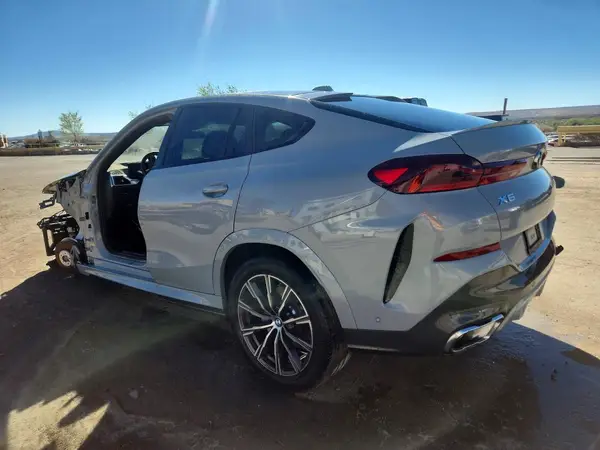 5UX33EX06T9234889 2026 BMW X6 - Image 2