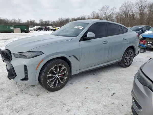 5UX33EX07R9U60044 2024 BMW X6 - Image 1